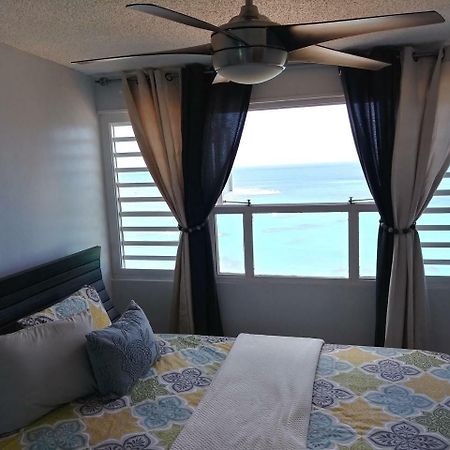 Breezy Beachfront Property With View Of Paradise Luquillo Eksteriør billede